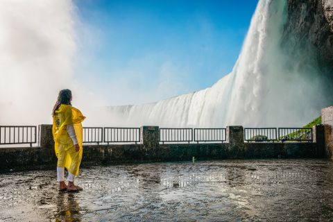 Niagara Falls, Canada: eerste boottocht & rondleiding achter de watervallen