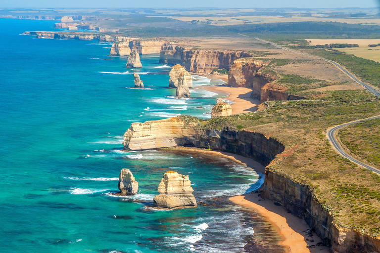 Melbourne: Great Ocean Road Reverse Tour with 12 Apostles Central Melbourne Meeting Point