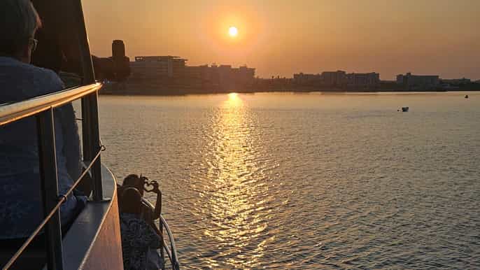 Protaras: Turtle Cove & Blue Lagoon Sunset Cruise