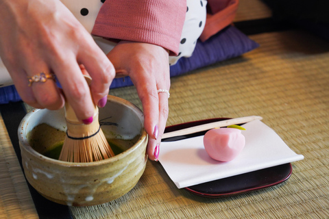 Kanazawa: Tea Ceremony Experience