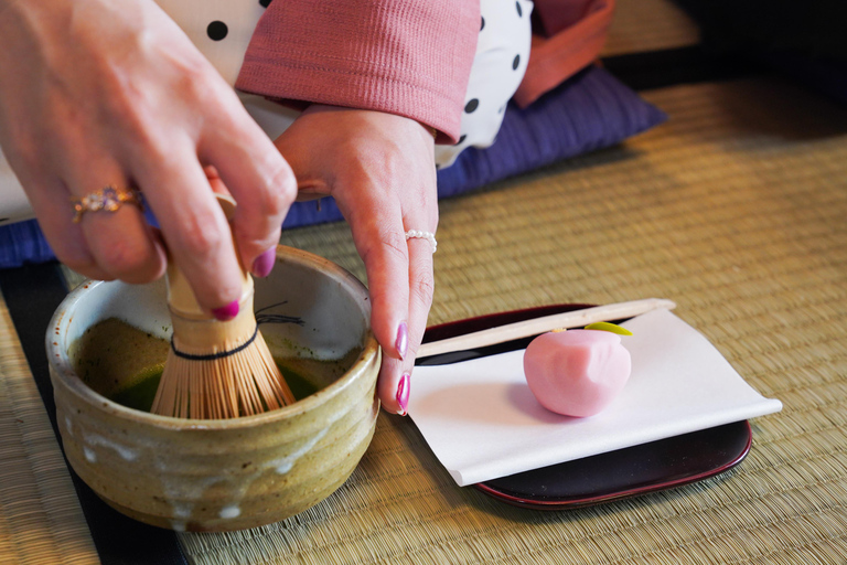 Kanazawa: Tea Ceremony Experience