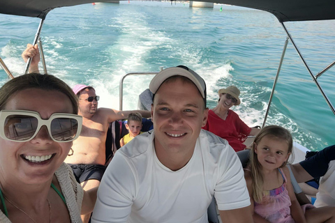 Ze Splitu/Trogiru: Błękitna Laguna i 2 wyspy - pół dnia prywatnieZe Splitu: prywatna półdniowa wycieczka do Błękitnej Laguny i Šolta Nečujam