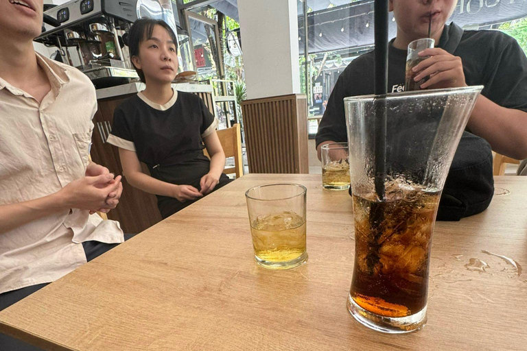 Tour panoramico della città di Đà Nẵng in privato con guida femminileTour privato in auto