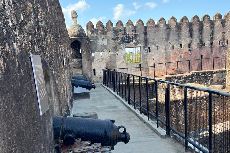 Mombasa: Fort Jesus, Old Town, and Spice Market Tour