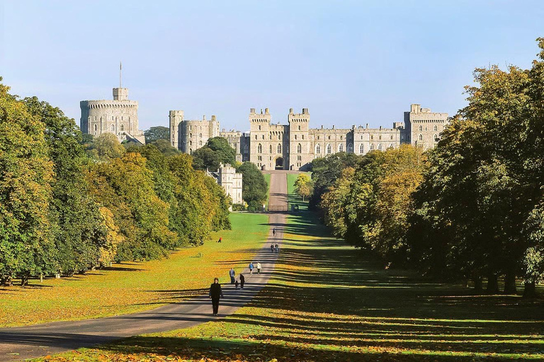 London: Windsor Castle & Stonehenge Private Day Trip