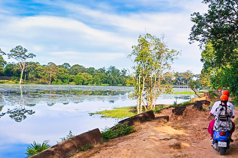 Siem Reap: Angkor Grand Circuit by VespaMorning start