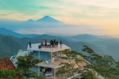 Yogyakarta: Menoreh, Chicken Church, Mudal & Glagah Day Trip