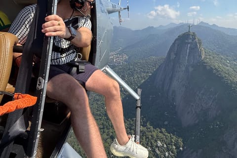 Rio de Janeiro: 35-Minute Doors-Off Helicopter Tour by Christ the Redeemer