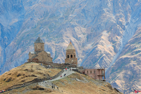 De Tbilisi: Viagem de um dia a Gudauri e Kazbegi