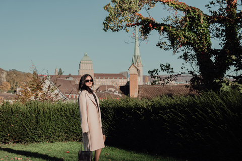 Zurich: Private Professional Photoshoot at Lindenhof
