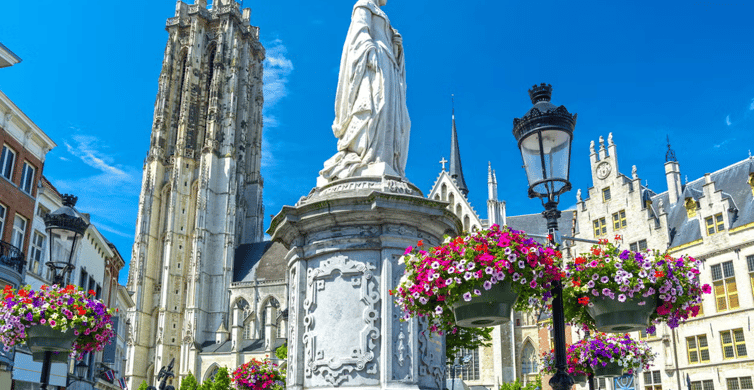 Bélgica:ExcursiónaMalinasyLovainaentren