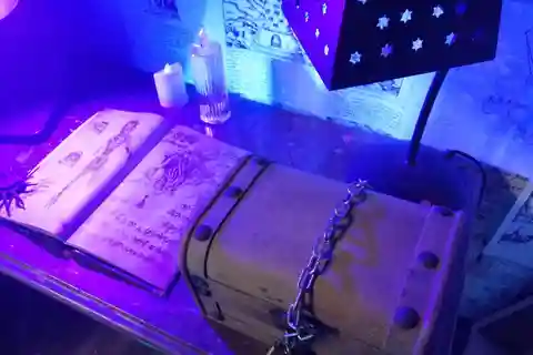 Aveiro: The Warren Files Escape Room Experience