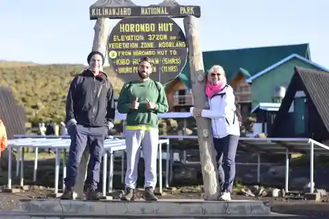 Kilimanjaro: 5 dias de caminhada na Rota de Marangu