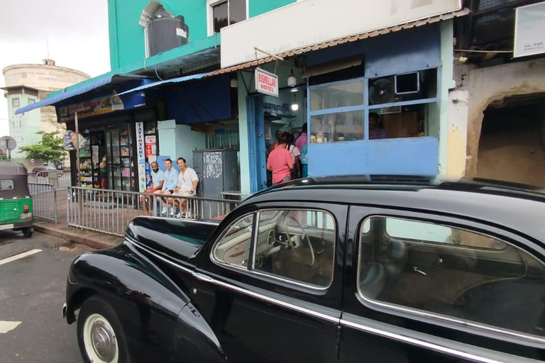 Colombo: Unique Classic Car Sightseeing Experience