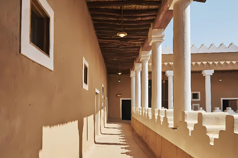 Riyadh: Heritage Tour from National Museum to Souq Ushaiger Private car transfer with tour guide (price for two people)