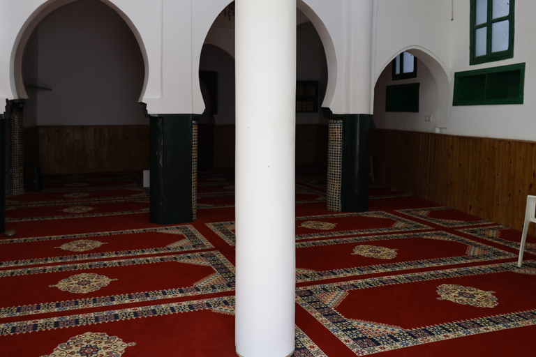 Tangier: Fes Private Day Trip with Lunch and Guide