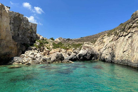 Comino : excursions en bateau privé, arrêts baignade et visites des grottes