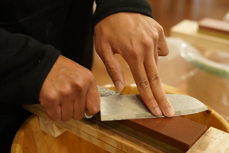 Kyoto: Japanese Knife Craft & Sharpening Workshop in Gion