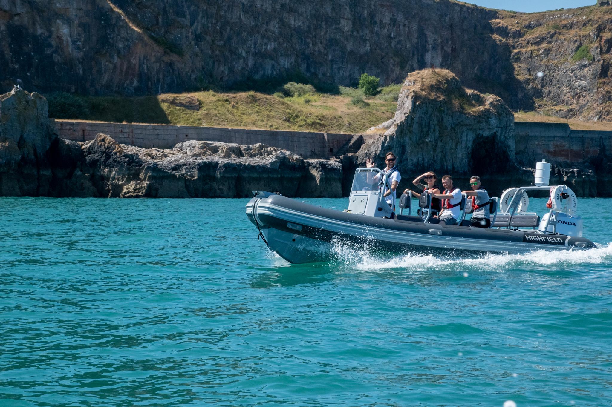 Torquay: 1-stündige Bootsfahrt mit dem Coastal Explorer
