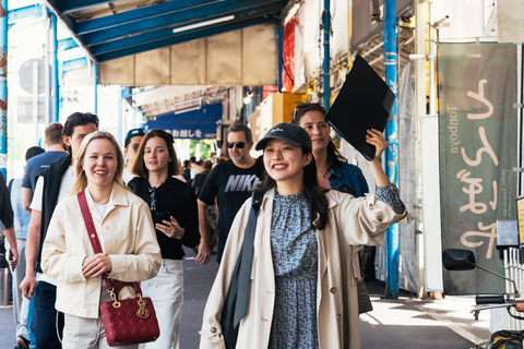 Tsukiji Market: Private Tour with a Local Guide