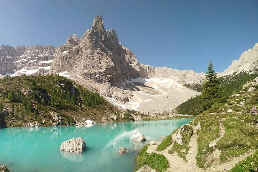 Tour door de Dolomieten Unesco met dronevideo
