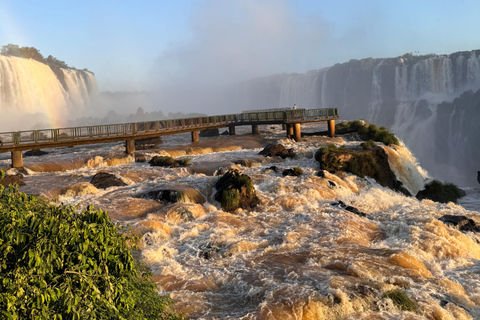 Excursión de un día a los lados brasileño y argentino de las Cataratas de Iguazú