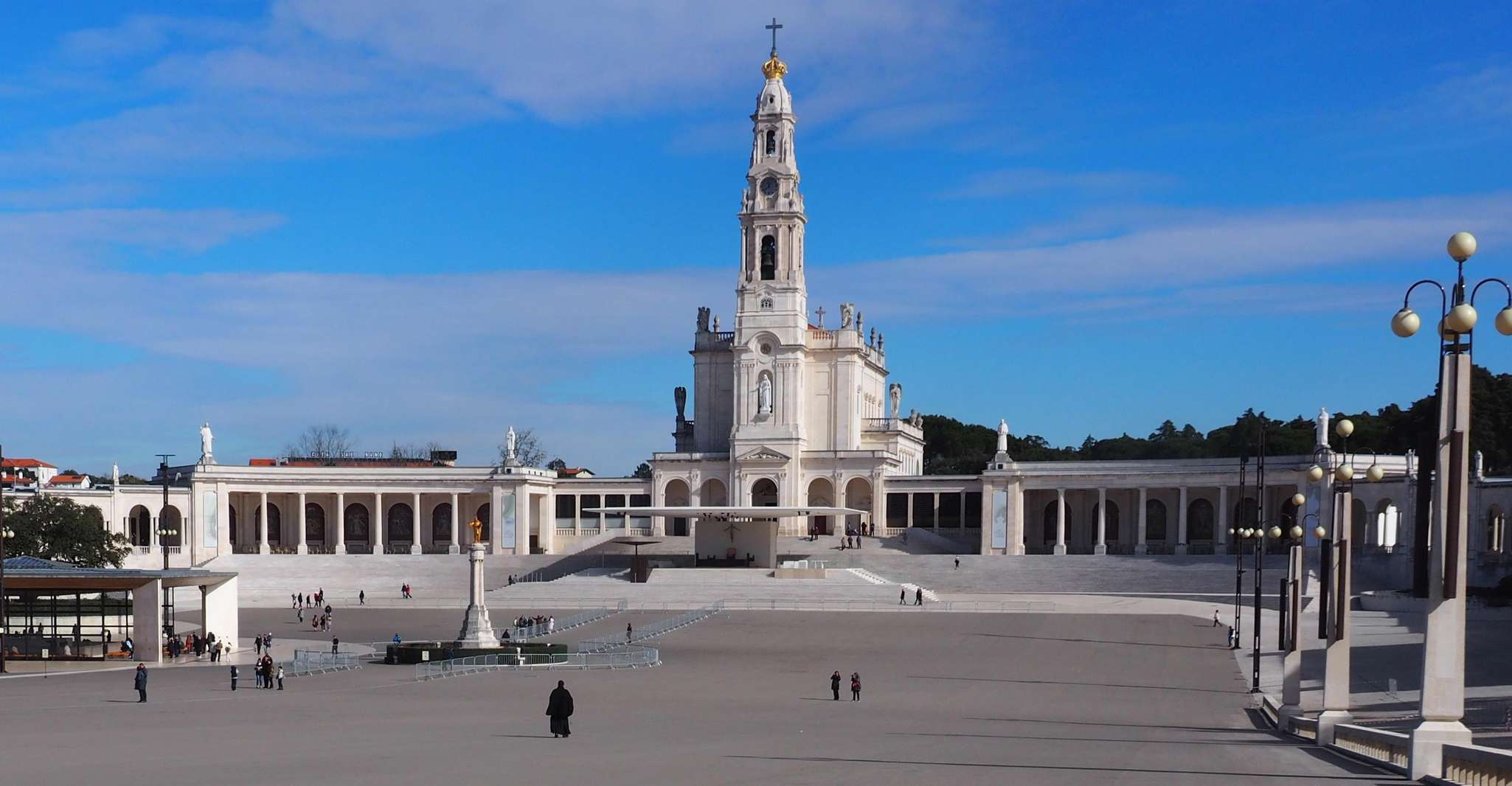 From Lisbon, Fátima, Óbidos Village, and Nazaré Day Tour - Housity