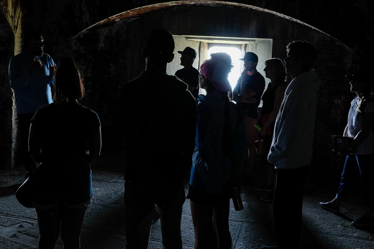 Portland: Private Island Fort Tour