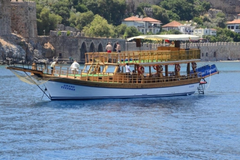 Un bonheur paisible : Le bateau relax d'Alanya