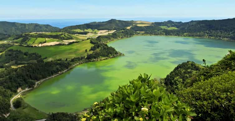 Furnas: Tea Plantations, Lake and Volcano Guided Tour