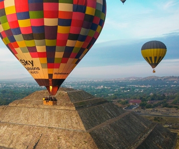 Iz Mexico Cityja: Toplozračni balon Teotihuacan s piramidami