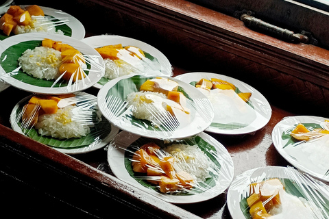Krabi: Sunset Dinner Cruise & Swimming by Luxury Junk Boat