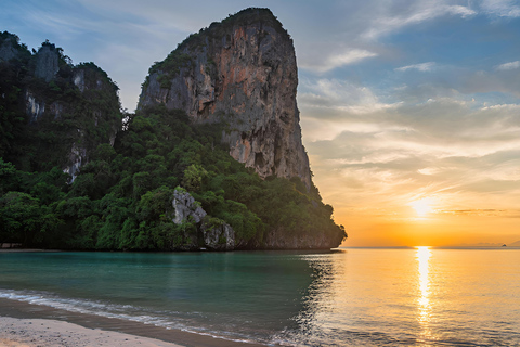 Ao Nang Night Tour – Swim with bioluminescent plankton