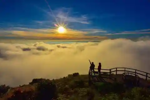 Chiang Mai : Visite du parc Doi Inthanon et randonnée sur le sentier Kew Mae Pan