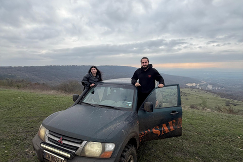 Varna: 1-Hour Jeep Safari Off-Road Adventure
