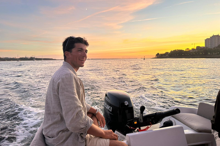 Porto: Douro River Boat Cruise with Port Wine Tasting