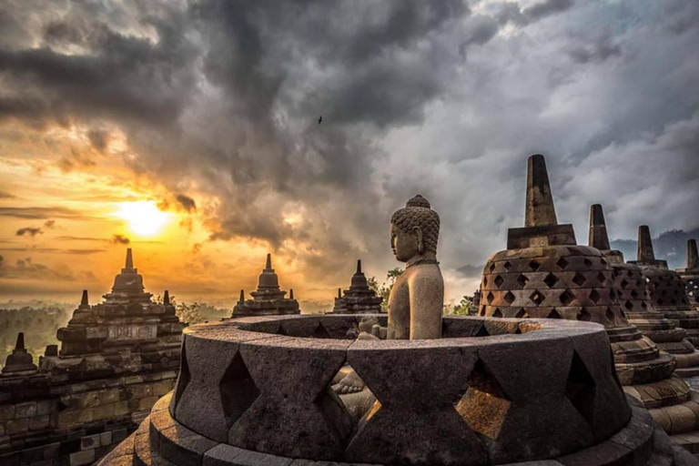Borobudur Climb-Up & Prambanan Journey with Licensed Guide Borobudur Climb-Up & Prambanan Journey with Licensed Guide
