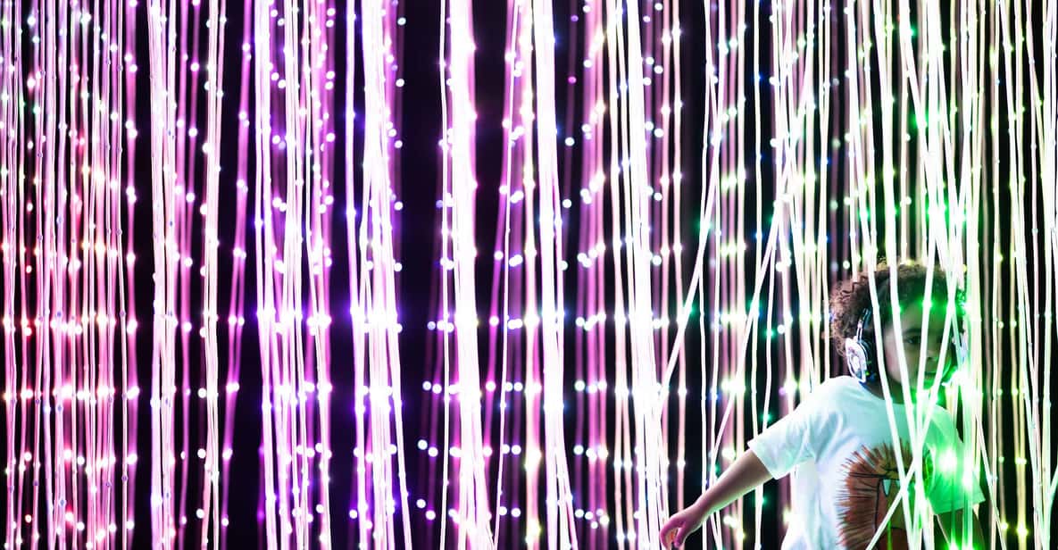 Afbeelding 4 van Eindhoven: Motion Experience Lichtkunst Speeltuin Ticket