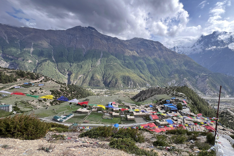 Desde Pokhara: excursión auténtica de 3 días en jeep por la remota región de Mustang.Desde Pokhara: excursión auténtica de 3 días en jeep por la remota región de Mustang