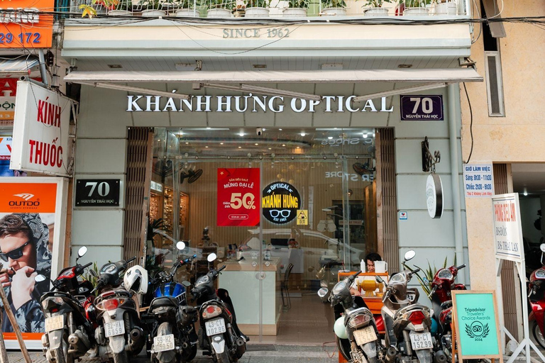 Da Nang: Custom-Made Prescription Glasses in Colonial Optic
