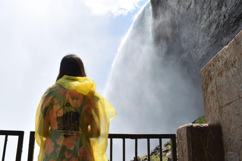 Niagara watervallen, Canada: Rondvaart, Reis erachter &amp; Toren