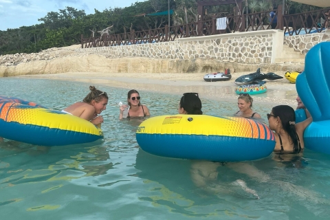 007-Ochtend all-inclusive zwemmen met varkens op Rose Island007 All Inclusive-zwemmen met varkens op Rose Island