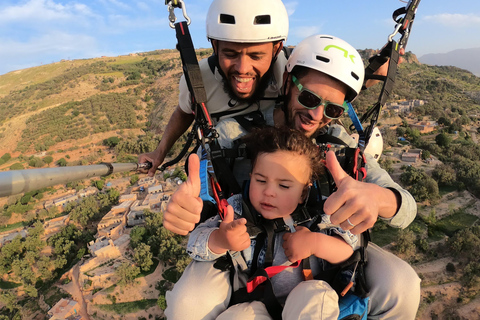 Avventura a Marrakech: parapendio, giro in cammello e colazione