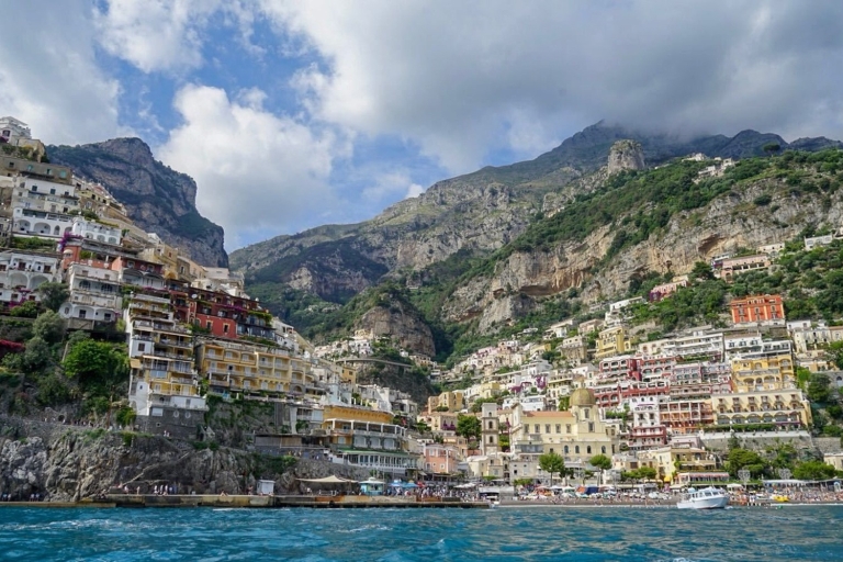 Prywatna całodniowa wycieczka łodzią po wybrzeżu AmalfiPrywatna wycieczka wzdłuż wybrzeża Amalfi jachtem 46-50 stóp
