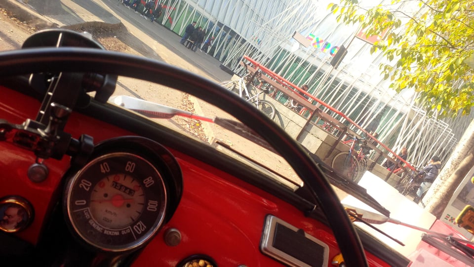 Mailand: BIG Skyline Tour mit dem alten Fiat 500 (2 Stunden, 2 Stopps) Mailand: BIG ...