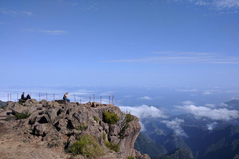 Madère : ARIEIRO PEAK, SANTANA, PONTA SÃO LOURENÇO JEEP TOURPrivé : Pic d&#039;Arieiro, Balcões, Santana &amp; Pta São Lourenço