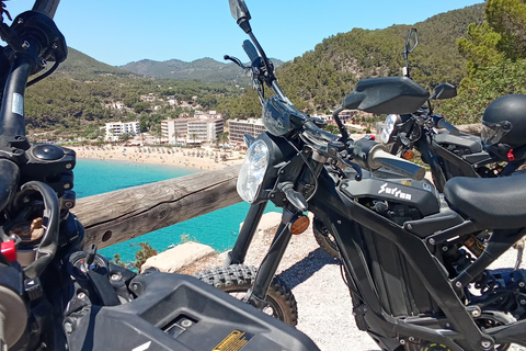 Ibiza: Wycieczka motocyklem elektrycznym po Santa Eulalia