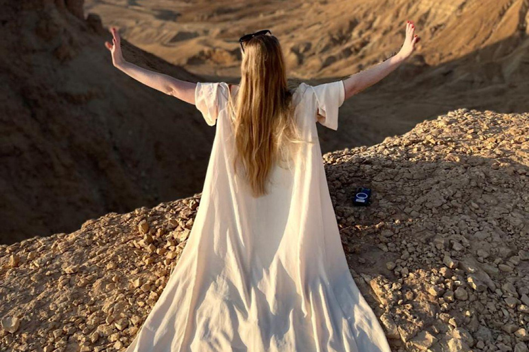 Riyadh: Edge of the World Tour with Snacks and Coffee