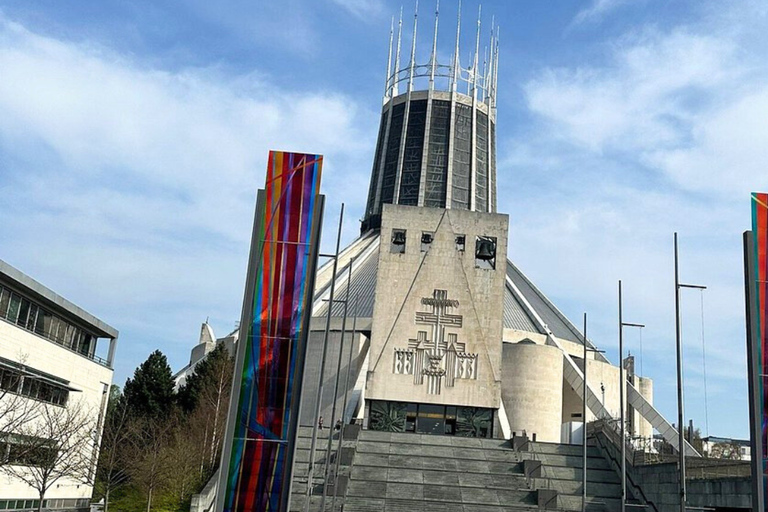 Liverpool Beatles: Fab4 Private Walk Tour | Music at Cavern