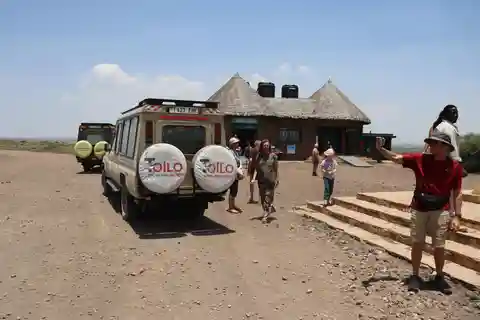 5-Day Group Safari Tarangire, Serengeti, Ngorongoro, Manyara